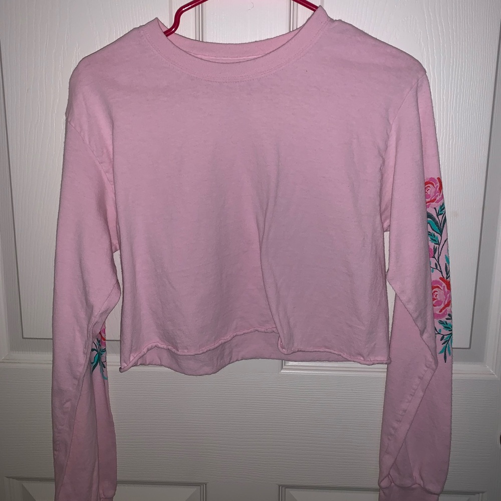 Long Sleeve Cropped Roses Shirt